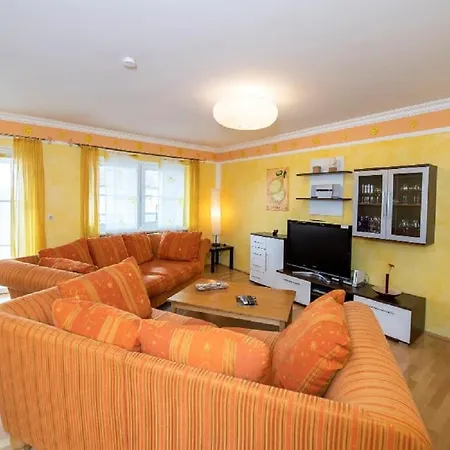 Apartment Monis